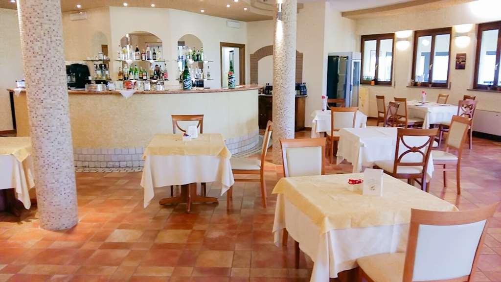 Hotel San Giorgio Sangano Restaurant bilde